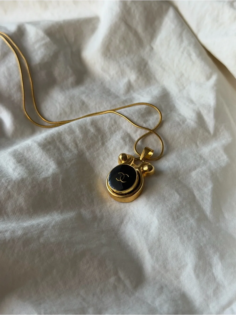 CHANEL authentic button